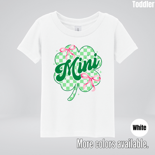 Coquette Mini Pink Bows Checkered Retro Four Leaf Clover Saint Patrick's Day Toddler T-Shirt