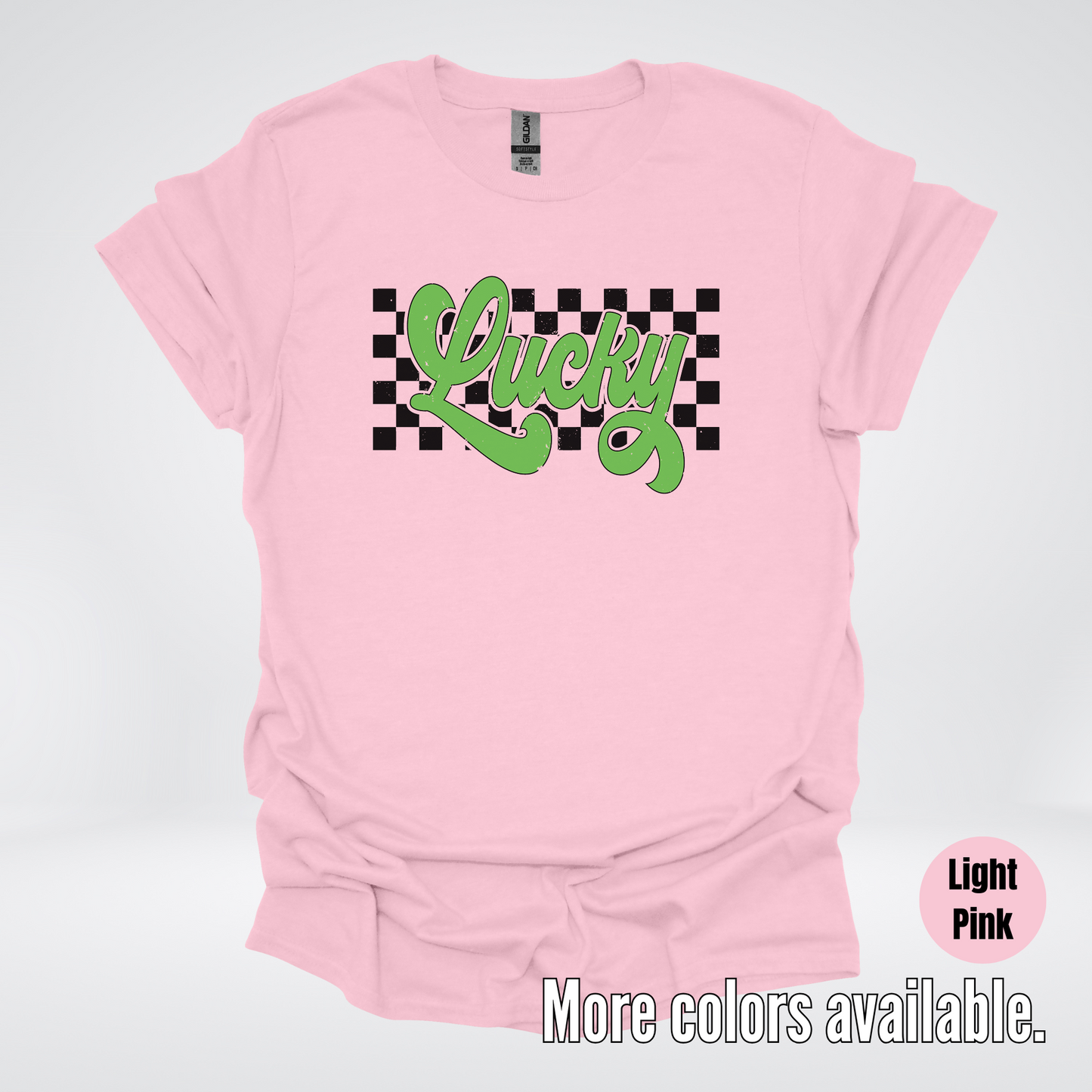 Lucky Cursive Checkered Retro – Saint Patrick’s Day T-Shirt