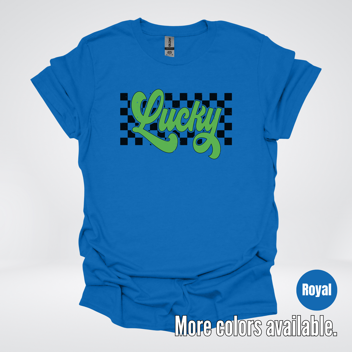 Lucky Cursive Checkered Retro – Saint Patrick’s Day T-Shirt