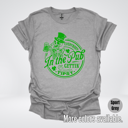 Everybody In The Pub Gettin Tipsy – Green Skeleton And A Beer – Saint Patrick’s Day T-Shirt