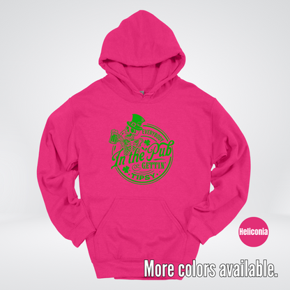 Everybody In The Pub Gettin Tipsy – Green Skeleton And A Beer – Saint Patrick’s Day Hoodie
