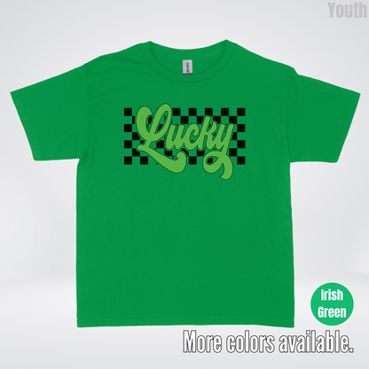 Lucky Cursive Checkered Retro – Saint Patrick’s Day Youth T-Shirt