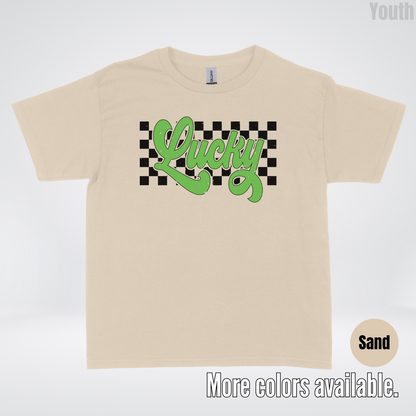 Lucky Cursive Checkered Retro – Saint Patrick’s Day Youth T-Shirt