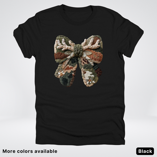 Woodland Winter Bow Hook Yard Faux - T-Shirt