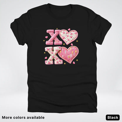 XOXO Hook Yard Faux - T-Shirt