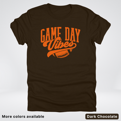 Game Day Vibes – Orange Design - Football  - T-Shirt