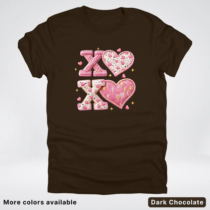 XOXO Hook Yard Faux - T-Shirt