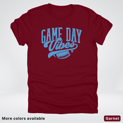 Game Day Vibes – Light Blue Design - Football - T-Shirt