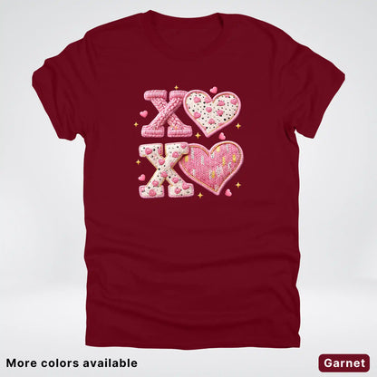 XOXO Hook Yard Faux - T-Shirt