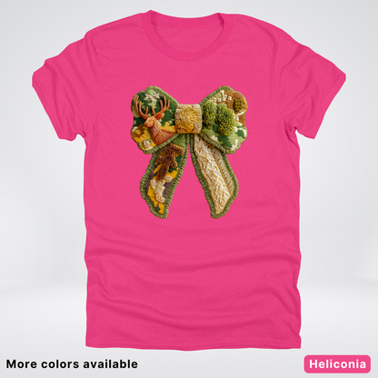 Forest Berry Bow Hook Yard Faux Look - T-Shirt