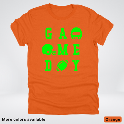 Game Day Football 3 x 3 - Green Design - T-Shirt