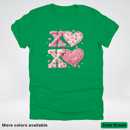 XOXO Hook Yard Faux - T-Shirt