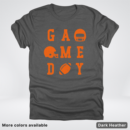 Game Day Football 3 x 3 – Orange Design  – T-Shirt