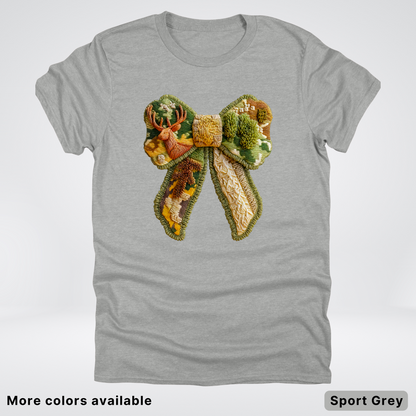 Forest Berry Bow Hook Yard Faux Look - T-Shirt