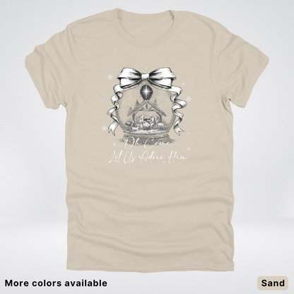Oh Come Let Us Adore Him Nativity - T-Shirt