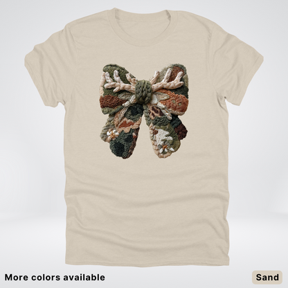 Woodland Winter Bow Hook Yard Faux - T-Shirt