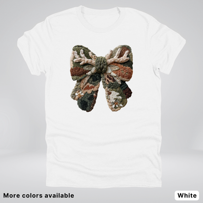 Woodland Winter Bow Hook Yard Faux - T-Shirt